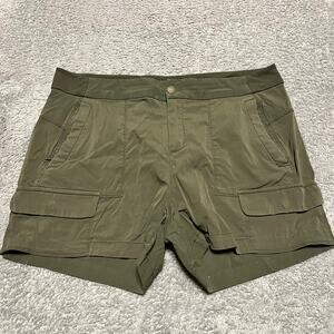 Athleta Shorts Womens 16 Trekkie Cargo Short Green 596369 Hiking Walking Casual